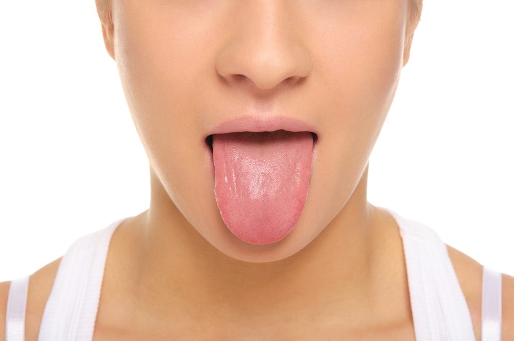 How to Detect Thyroid Issues by Examining Your Tongue